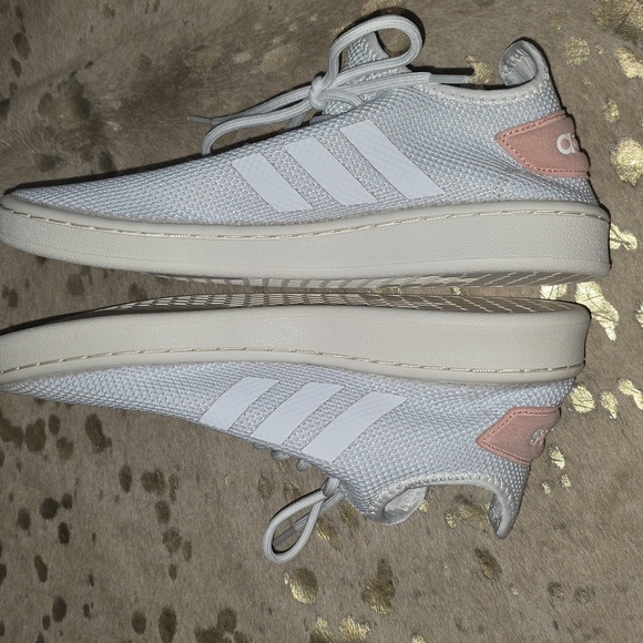 ADIDAS COURT ADAPT CLOUDFOAN COMFORT WOMEN SNEAKERS SIZE 9.5 COLOR WHITE… - Picture 4 of 8